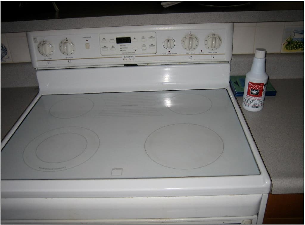 Glass Stovetop after Diamond Magic cleaning